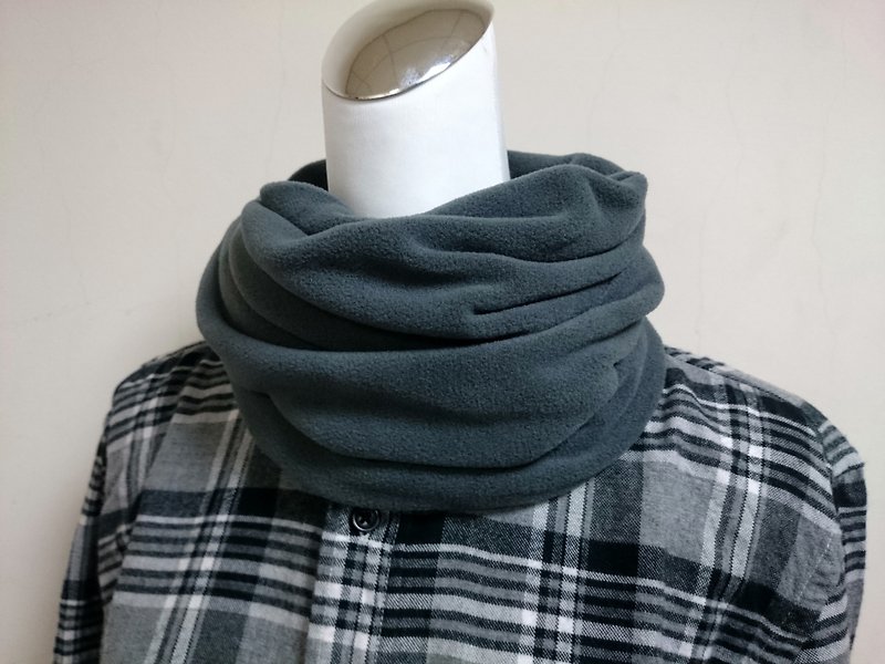 Warm bib neck cover double-sided double-color short scarf for men and women - ผ้าพันคอถัก - วัสดุอื่นๆ 