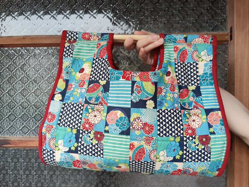 Japanese retro wrap - กระเป๋าถือ - ผ้าฝ้าย/ผ้าลินิน 