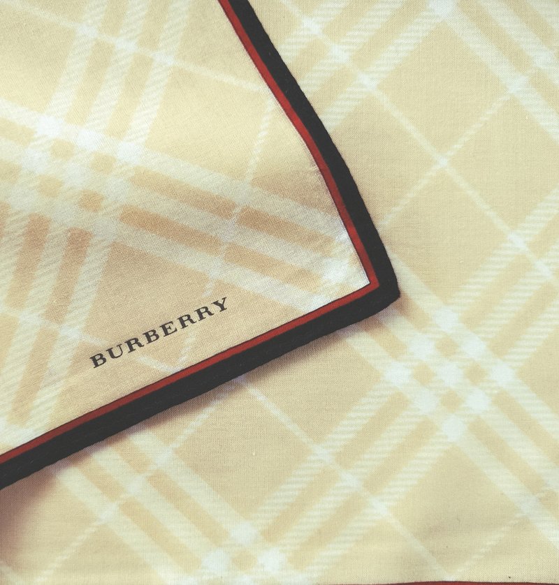 Burberry Vintage Handkerchief Soft Brown Check 19.5 x 18.5 inches - 手帕 - 棉．麻 金色