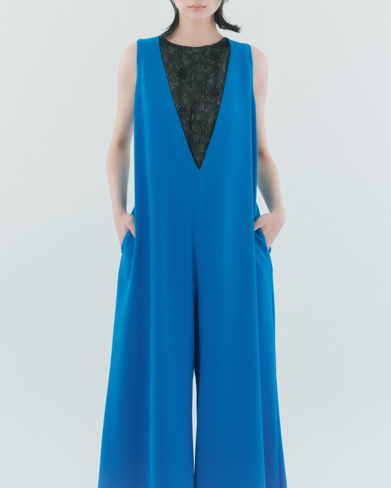 UUIN_Blue V-neck jumpsuit - จัมพ์สูท - วัสดุอื่นๆ สีน้ำเงิน