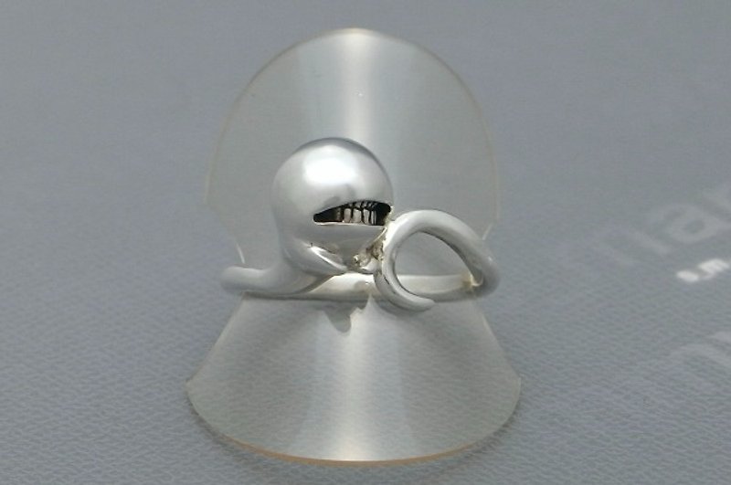 anti smile ghost ring_1 (s_m-R.32) ( 不高兴 情绪不好 幽灵 鬼 鬼魂 亡魂 灵魂 銀 戒指 指环 ) - General Rings - Sterling Silver Silver