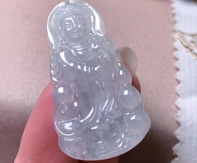 ビルマ翡翠観音様置物❣️天然翡翠　縁起物　贈答品  家庭円満　運気上昇❣️ 氷翡翠彫刻観音菩薩天然ビルマ翡翠ギフト | - ショップ Yingluo