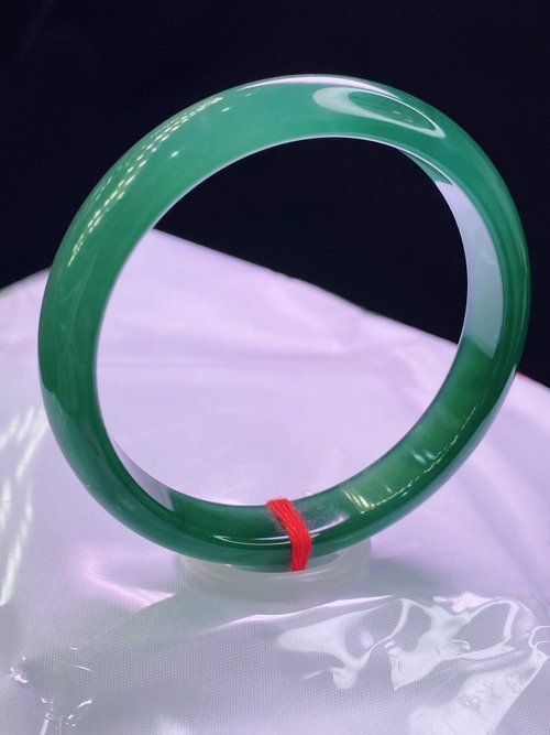 一念之間 緬甸老坑 天然A貨翡翠手鐲 圈口56.4MM 冰藍綠 水頭足 編號04057