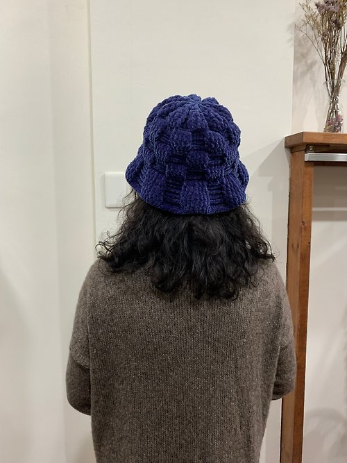 hm98k 走吧！編織 俏皮裙毛帽。。手作編織。藍紫色。日本線材。