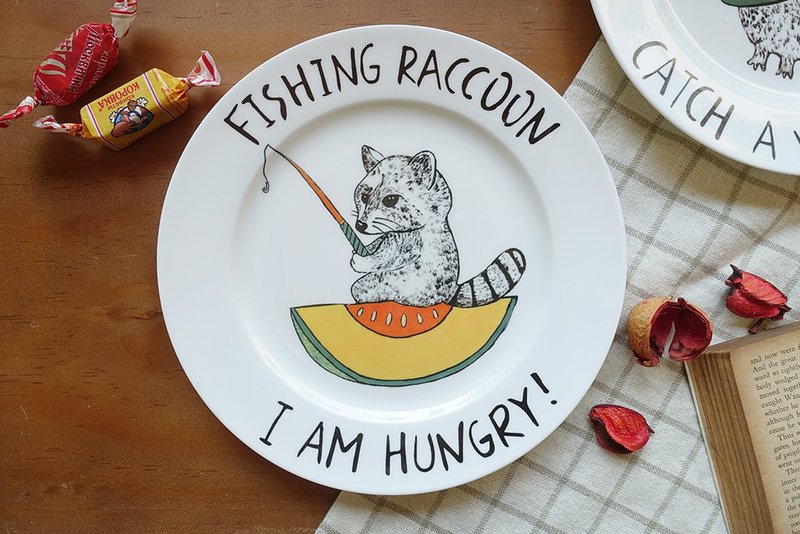 Fishing Raccoon Porcelain Plate for Fishing Raccoon (Bone China Plate) - จานและถาด - เครื่องลายคราม สีส้ม