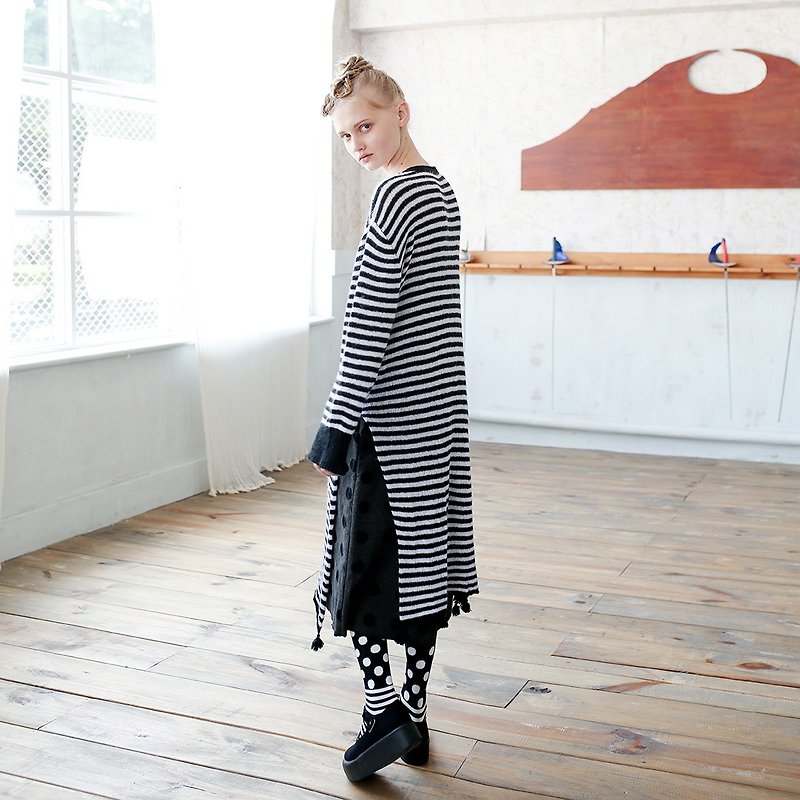 Angora wool black and white striped long version sweater - imakokoni - Women's Sweaters - Wool Black