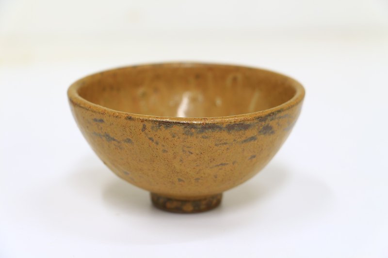 茶色のカップ - 手作り--手作り--鋳造--釉薬--粘土 - 急須・ティーカップ - 陶器 カーキ