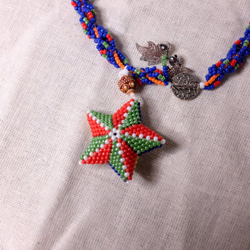 Aboriginal mothers hand-woven beaded blue long chain double-sided star necklace - สร้อยคอ - อะคริลิค สีน้ำเงิน