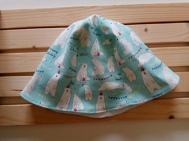 湖の水緑のポーラークマの赤ちゃんのボンネットの月のギフトの赤ちゃんの帽子 - 出産祝い用贈物 - コットン・麻 グリーン