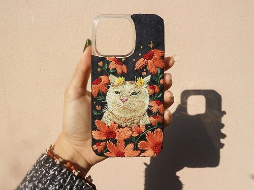 horizon moon lively pet *customize* pet embroidered/realistic portrait phone-case