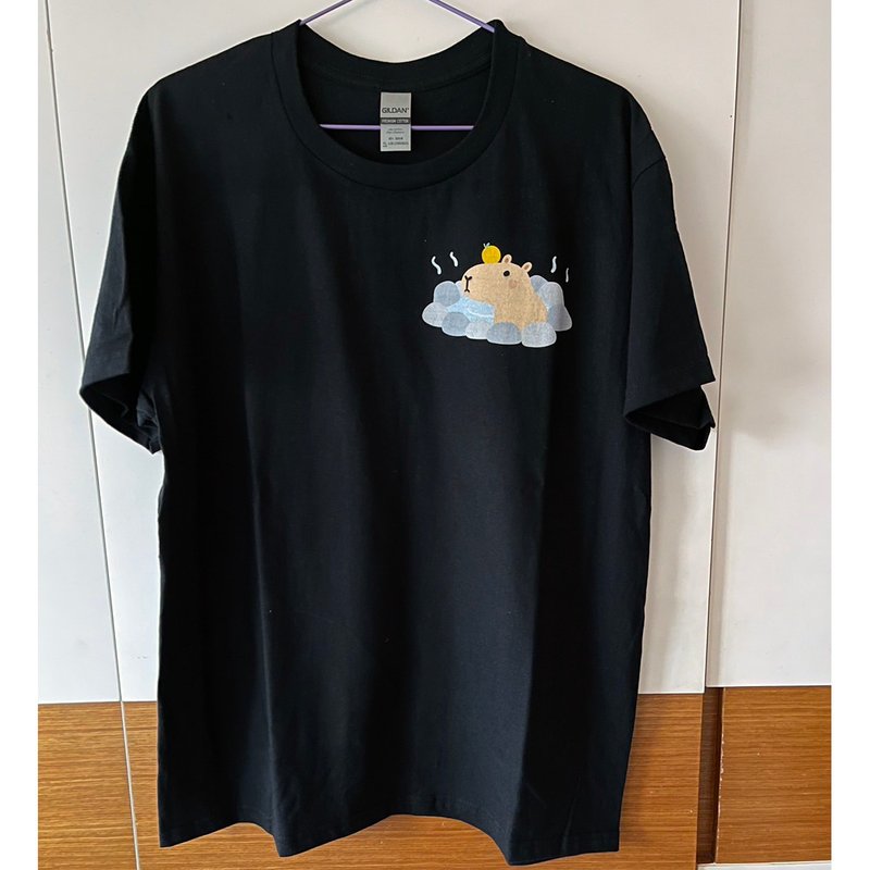 水豚 黑色 成人 T-shirt - 其他 - 棉．麻 白色