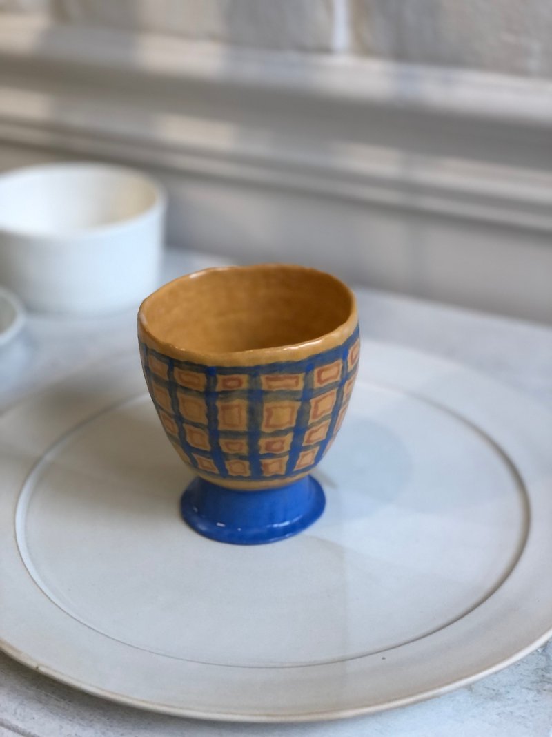 ブルーとオレンジの手描きのゴブレット - グラス・コップ - 陶器 オレンジ
