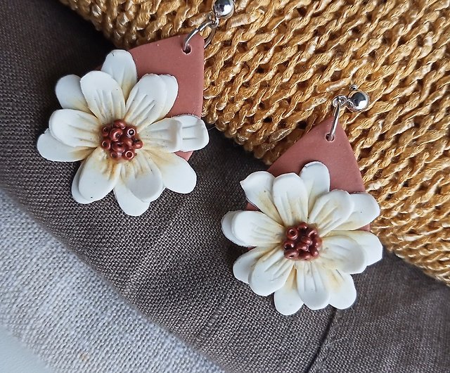White flowers polymer clay earrings*Handmade white drops polymer clay  earrings - Shop House for fairy Earrings & Clip-ons - Pinkoi