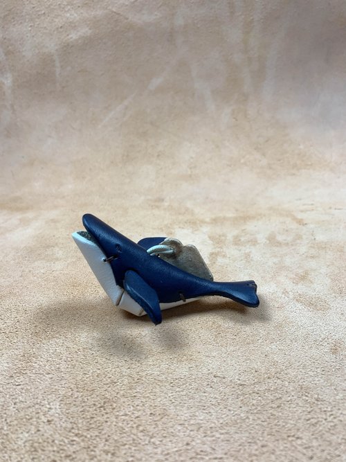 放手作皮革 海洋生物-鯨魚-真皮植鞣 皮革鑰匙圈 吊飾 動物造型