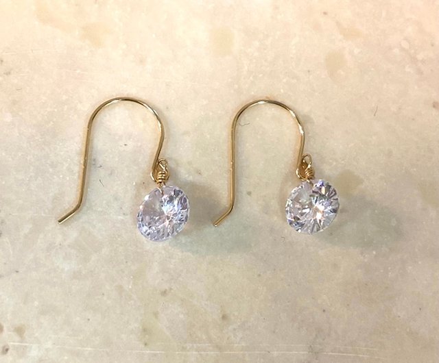 ピアス　K18 キュービックジルコニア K18 GOLD CUBIC ZILCONI】18金 6mm キュービックジルコニア