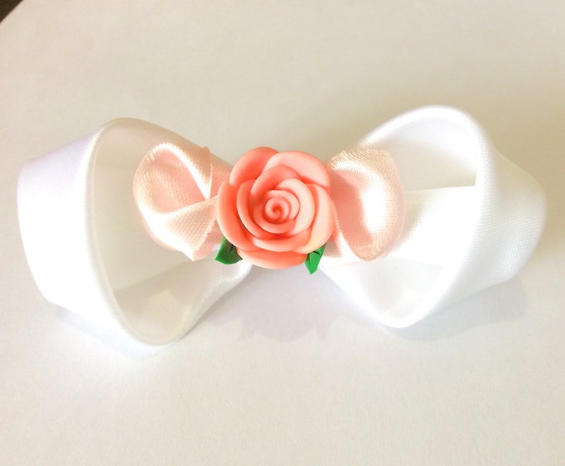 Kanzashi ribbon fimo clay flower bow hair clip pink white hair accessories（つまみ細工） - เครื่องประดับผม - ผ้าไหม สึชมพู