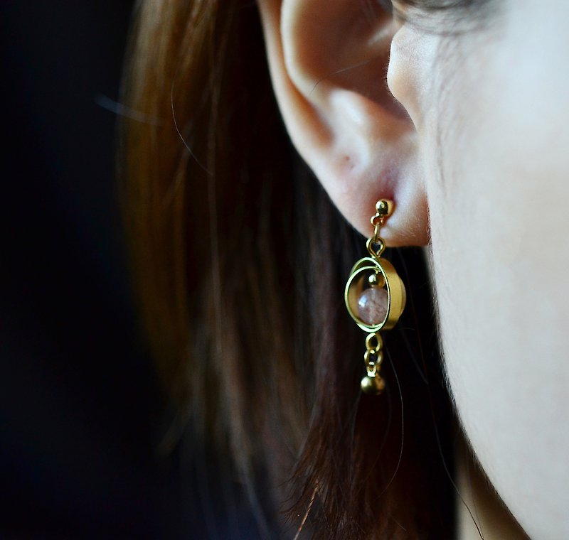 Goldstone Spinning Planet 24k GP earrings - ต่างหู - คริสตัล ขาว