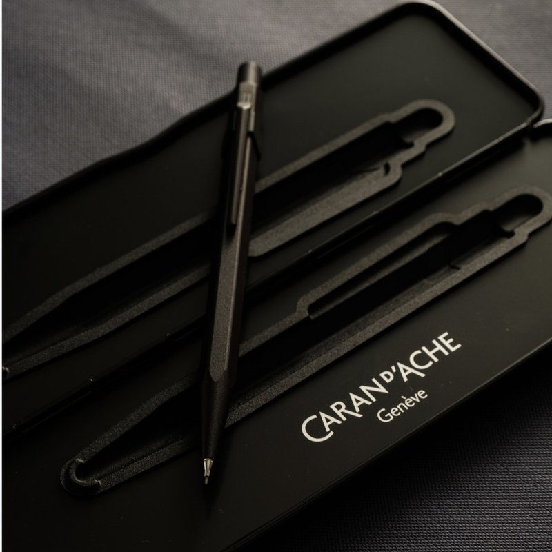 CARAN dACHE 844 Stylish Matte Black BLACK CODE Mechanical Pencil - Free Lettering - ดินสอ - อลูมิเนียมอัลลอยด์ สีดำ