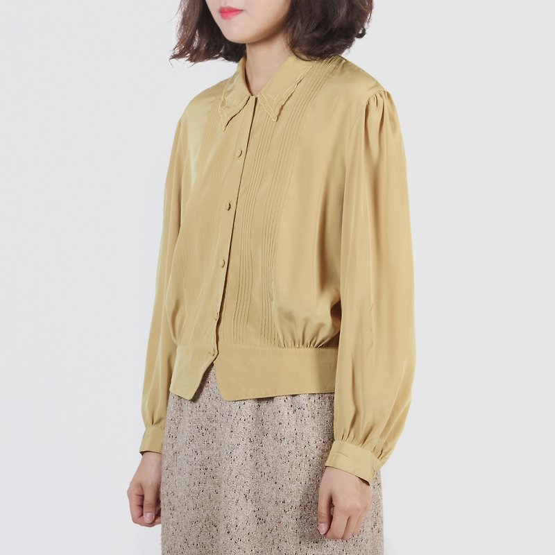 [Egg plant vintage] autumn wheat field solid color vintage shirt - Women's Shirts - Polyester 