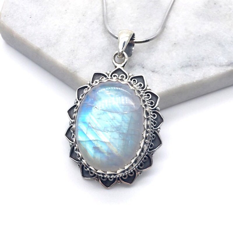Moonlight stone 925 sterling silver oval heavy industry classical style necklace Nepal handmade mosaic production (style 4) - Necklaces - Gemstone Blue