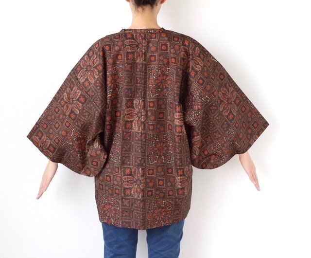 brown kimono jacket