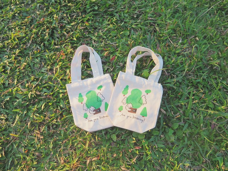 Tree hole secret / illustration drink bag - ถุงใส่กระติกนำ้ - ผ้าฝ้าย/ผ้าลินิน สีเขียว