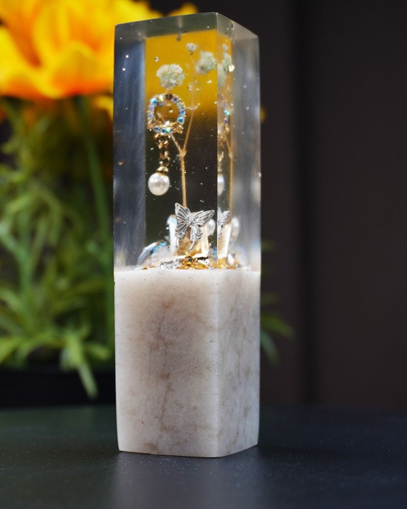 客製化手工印章-|珍珠蝴蝶樹酯印章 2.2x2.2 CM|篆刻印章 - 印章/印台 - 石頭 