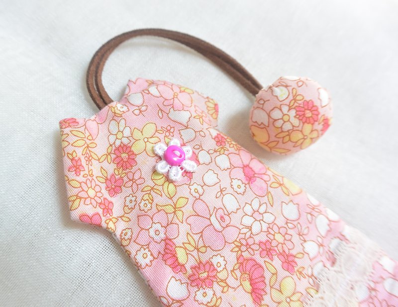 Handguard Key Case - Pink Floral - ที่ห้อยกุญแจ - ผ้าฝ้าย/ผ้าลินิน สึชมพู