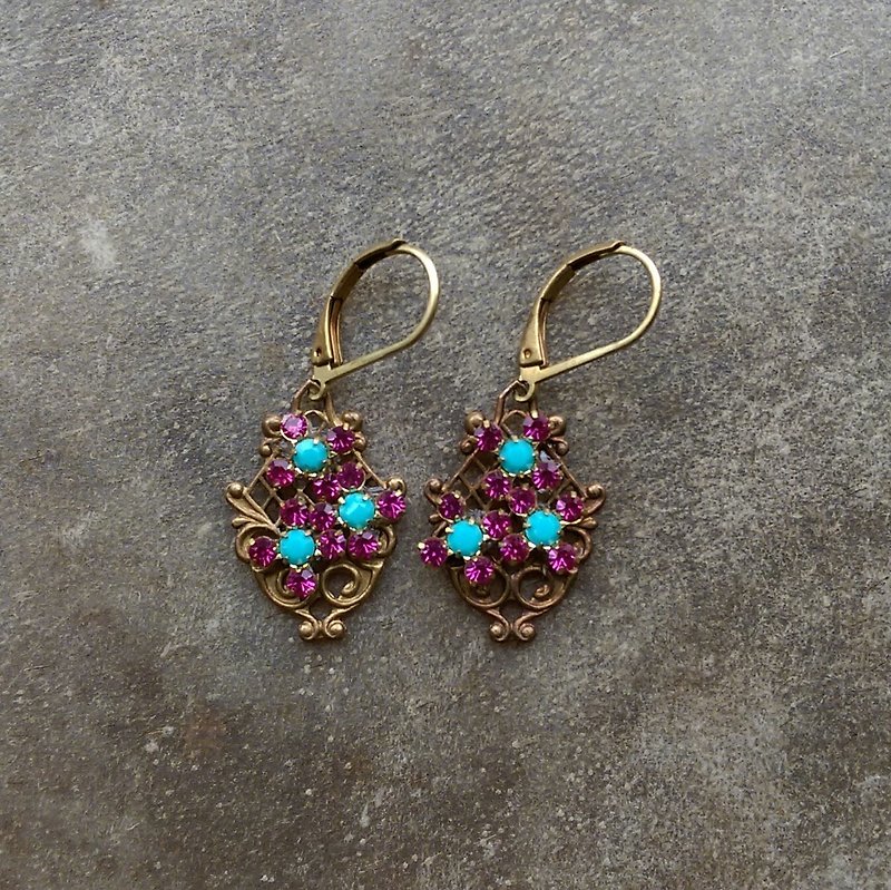 Antique glass basket earrings (blue / pink) - Earrings & Clip-ons - Gemstone 