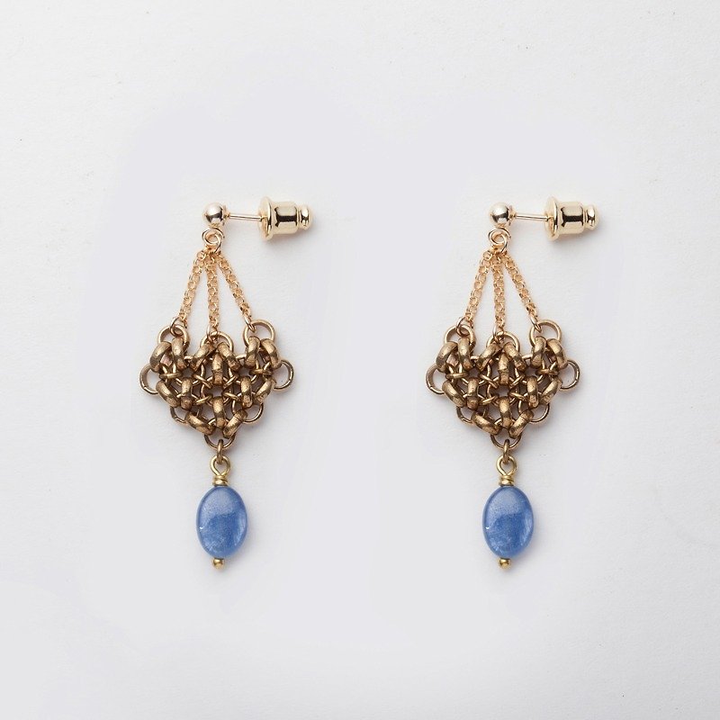 ::Gentle and Firm:: 14K Gold Stone Earrings Gentle Strength - Earrings & Clip-ons - Other Metals Blue