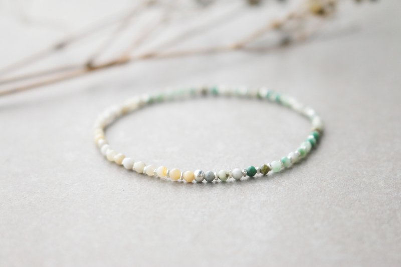 Gradually enter the bracelet bracelet green chalcedony elastic sterling silver - Bracelets - Gemstone Green