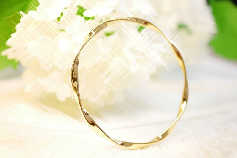 6D硬金工藝、寬麻花鏡面耀眼手環 - 手鍊/手環 - 24k 金 金色