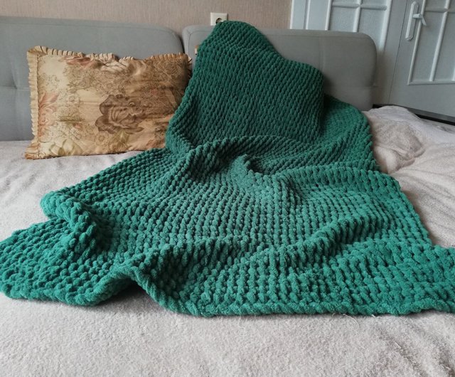 Forest green chunky online knit throw