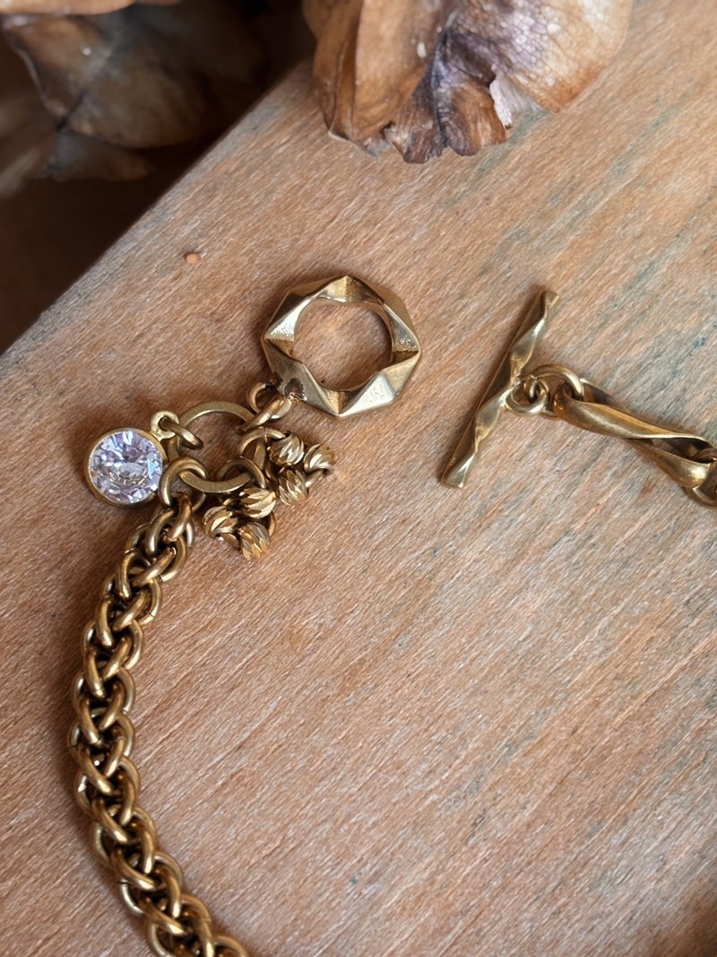 黃銅OT釦 鑽飾手鍊 - 手鍊/手環 - 銅/黃銅 