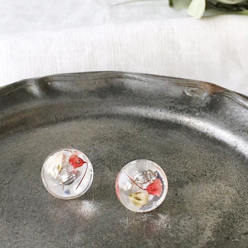 Flower mixed stud pierces / 15 mm - Earrings & Clip-ons - Other Materials Transparent