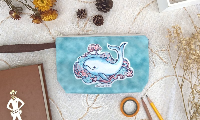 <秘境之生>湧出希望泉的鯨 手拿包 化妝包 收納 票卡 插畫 動物 - 手拿包 - 聚酯纖維 藍色