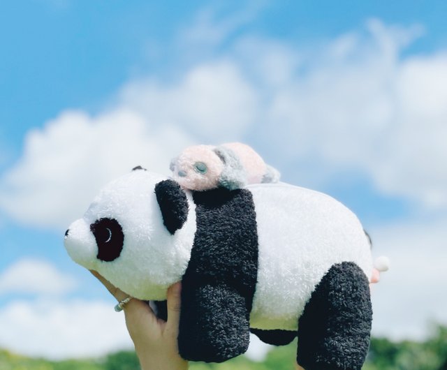 予約販売】Pinkoi × 台北動物園 親子パンダぬいぐるみバッグ 11/30から