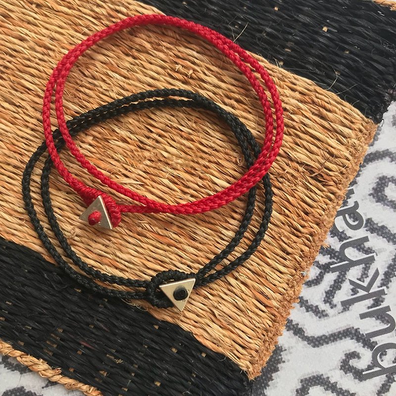 Midjill original design natal year transfer black rope red rope 925 Silver geometric triangle double-layer braided bracelet - สร้อยข้อมือ - เงิน 