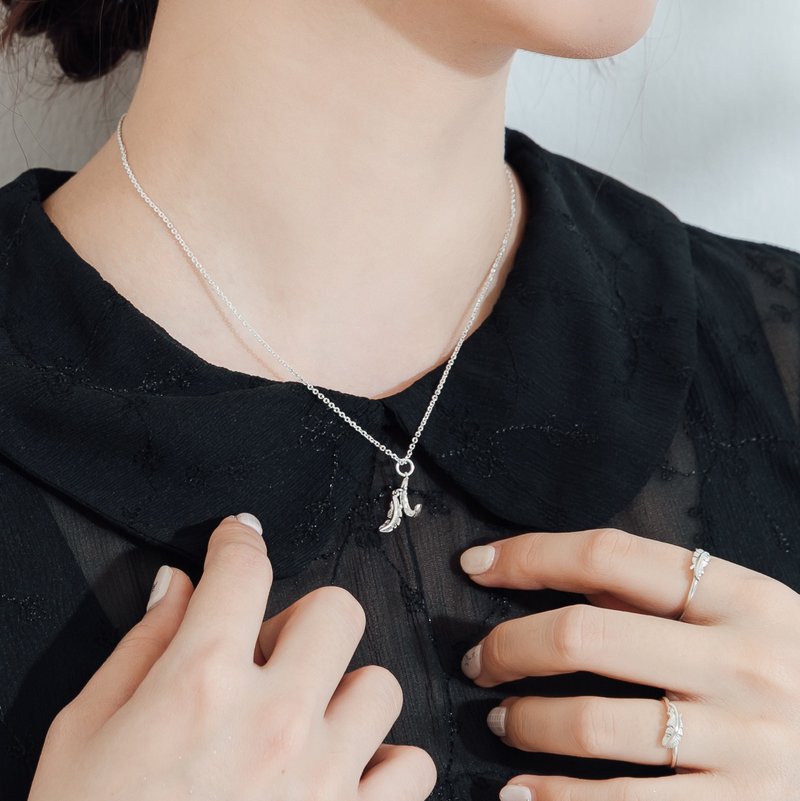 Blessing angel wings feather quality Silver necklace - สร้อยคอ - เงิน สีเงิน