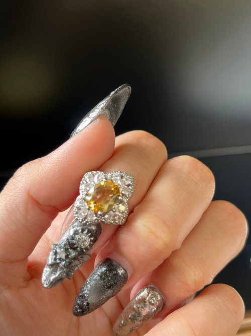 nuwu＿jewelry 女巫彩寶 nuwn jewelry 燦爛 。黃水晶 戒指 華麗 天然寶石 戒指