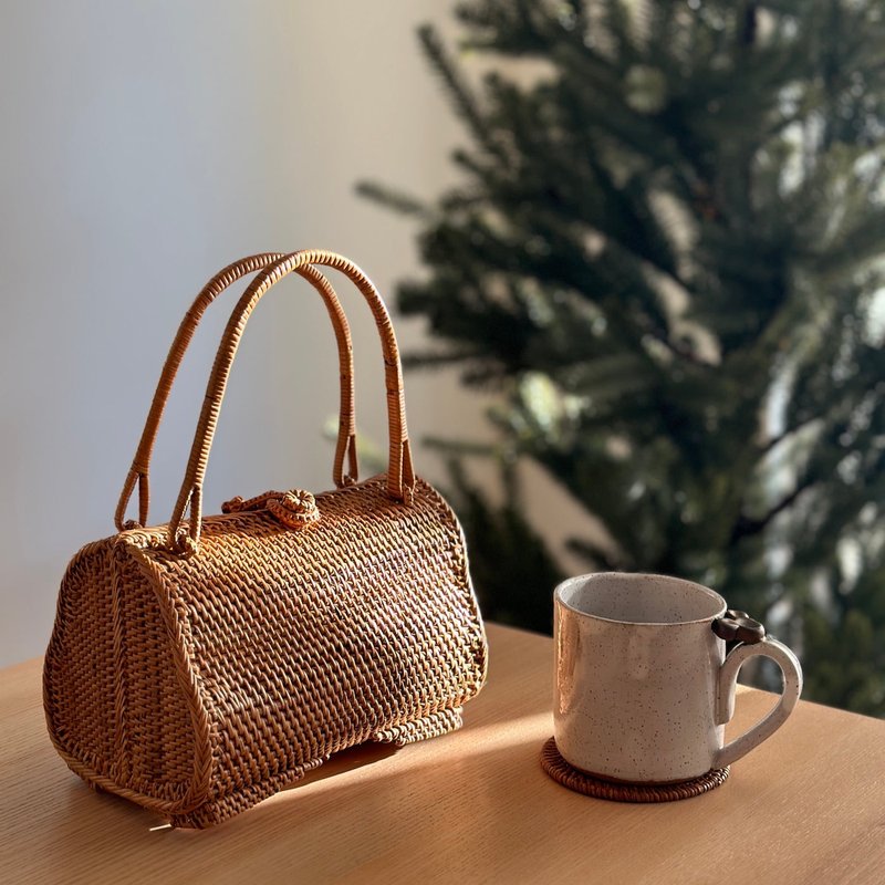 [Bali Handmade Rattan Bag/Fixed Handle] Women’s Handbag/Handbag - Handbags & Totes - Plants & Flowers Brown