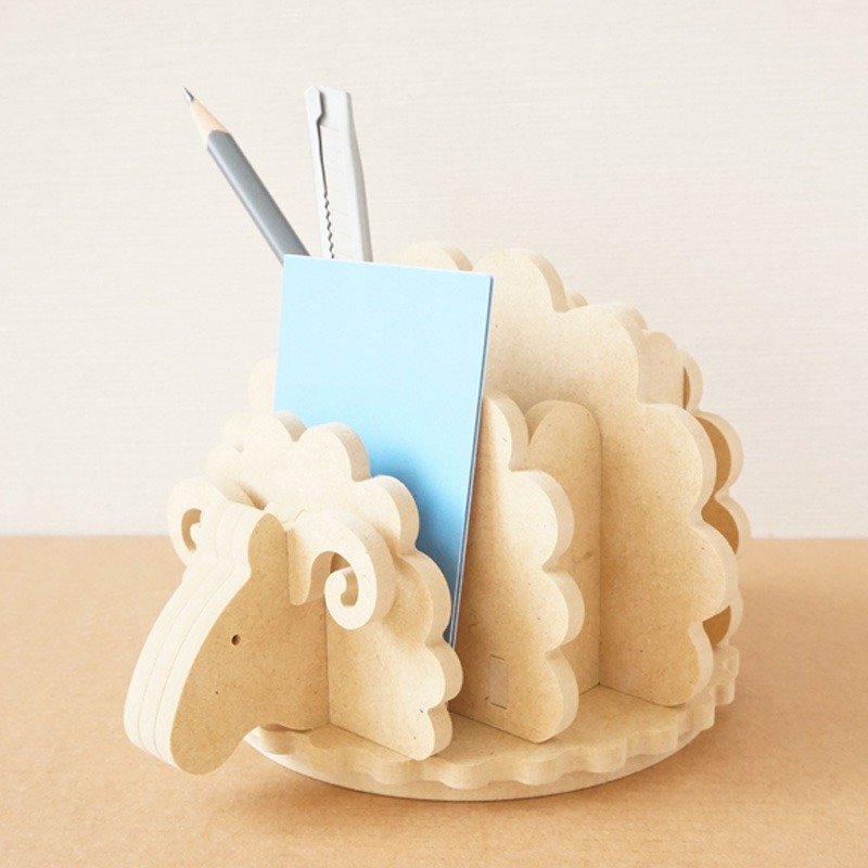 Wooden sheep pen holder - กล่องใส่ปากกา - ไม้ สีนำ้ตาล