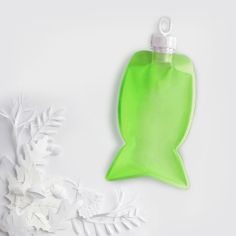 Eco-friendly TPE Flexible Water Bottle, Fish Shape, 200 ML - กระติกน้ำ - วัสดุกันนำ้ สีเขียว