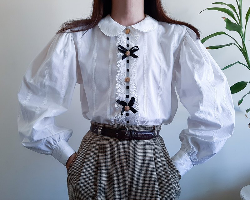 復古白色棉質襯衫泡泡袖彼得潘領德國製造 M 碼 - 女襯衫 - 棉．麻 白色