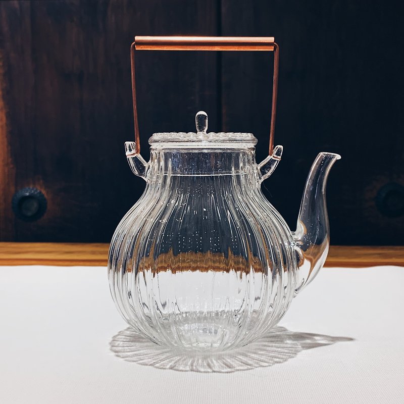 Fu Yan Mei Glass Petal Pot - Teapots & Teacups - Glass 