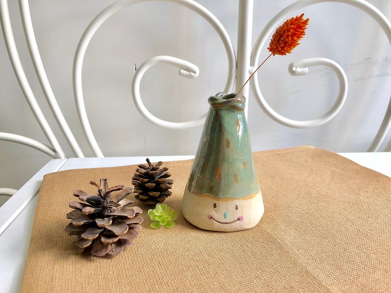 ヒル花瓶 - 花瓶・植木鉢 - 陶器 グリーン