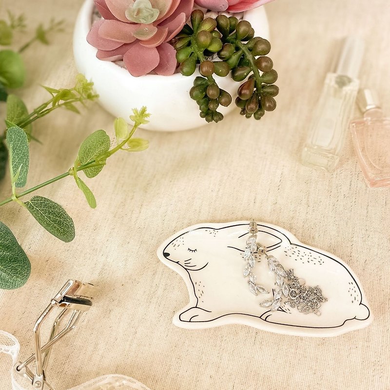 Sleepy Animal lazy animal ornament plate [Rabbit] Home|Decoration|Decoration| - Storage - Pottery White