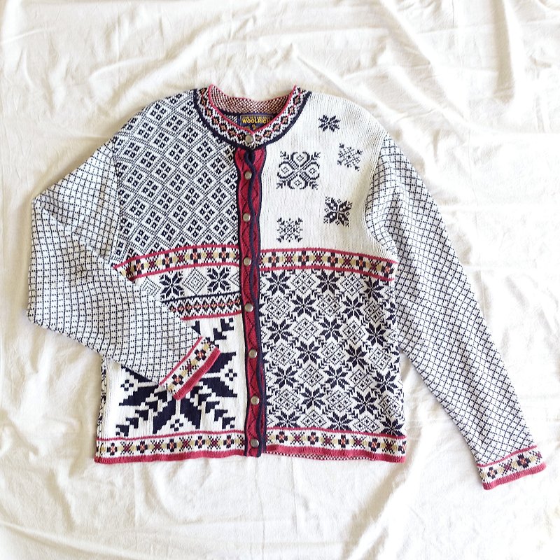 BajuTua / vintage / red wrapping snowflake totem cotton knit jacket - Women's Sweaters - Cotton & Hemp Multicolor
