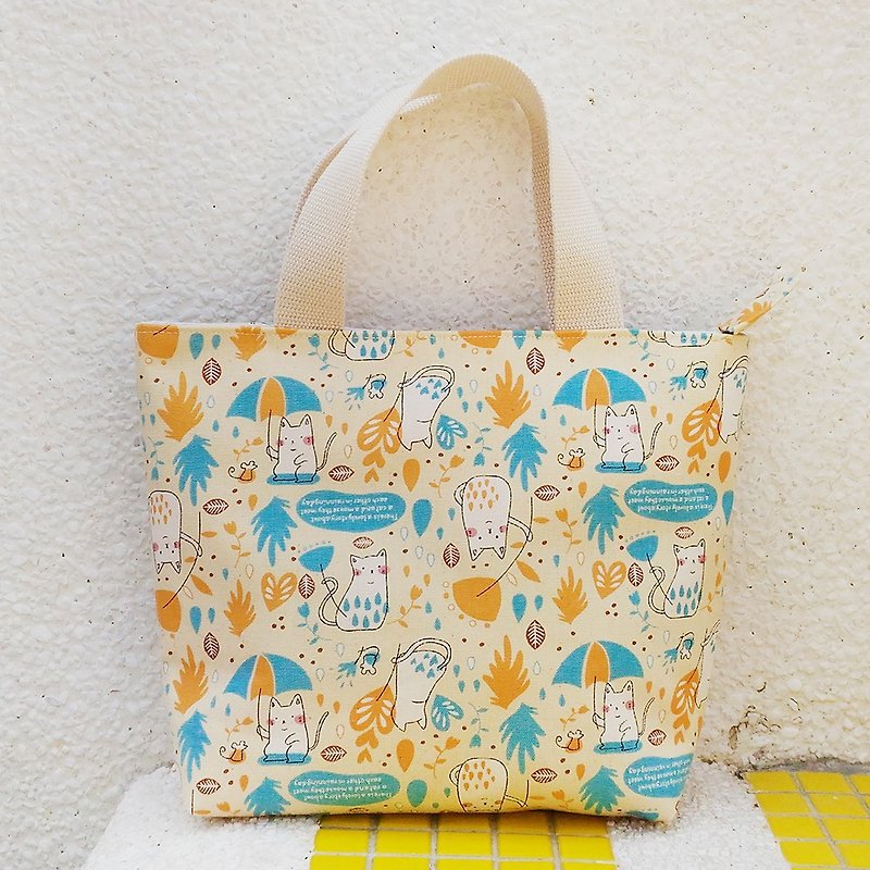 Cat umbrella zipper tote - Handbags & Totes - Cotton & Hemp Yellow