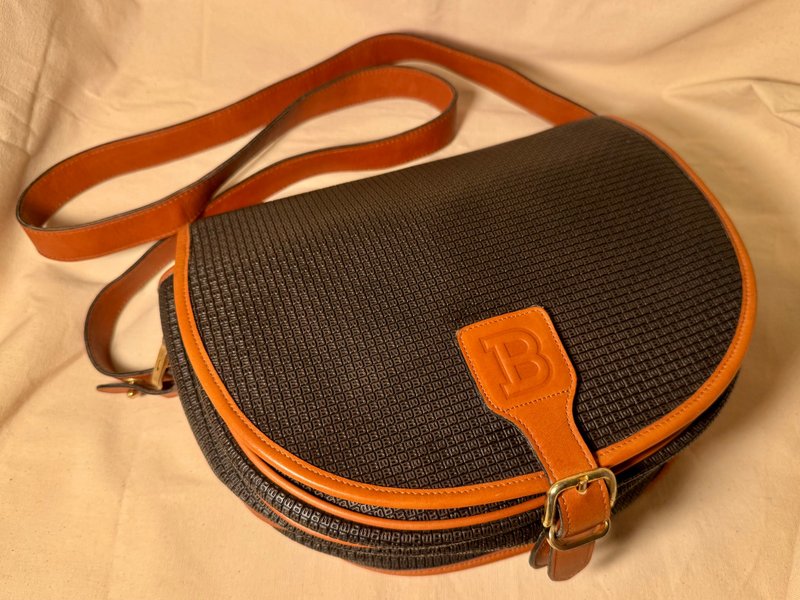 Bally PC International Edition Patterned Crossbody Shoulder Bag Vintage Bag Used Bag Japanese Vintage Bag Vintage Clothing - Messenger Bags & Sling Bags - Waterproof Material Black